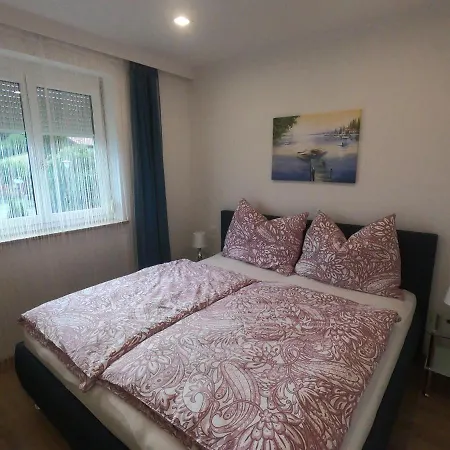 Ferienwohnung Belvista Апартаменты *
